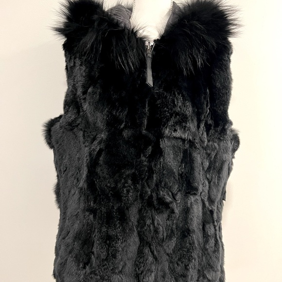 Mitchie’s Matchings Reversible Nylon/Rabbit Fur Vest with Silver Fox Trim NEW XL - Picture 2 of 7